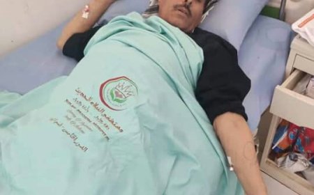 وسط مطالبات بإنقاذه.. صحفي بارز يصارع الموت في صنعاء