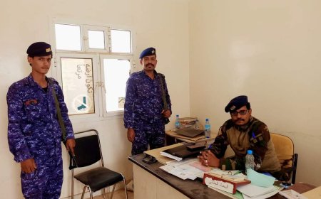 مدير أمن مديرية رخية "بن سميدع "يؤكد على مواصلة الجهود لإنهاء المشاكل المجتمعية