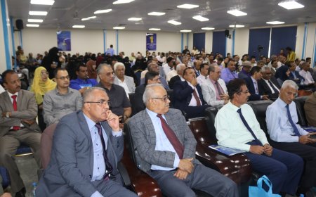 عدن ... جامعة العلوم والتكنولوجيا تحتفل بذكرى تأسيسها الثلاثين