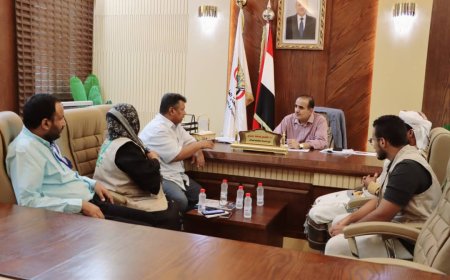 وزير الصحة يلتقي عدد من القيادات الإدارية بجمعية الحكمة