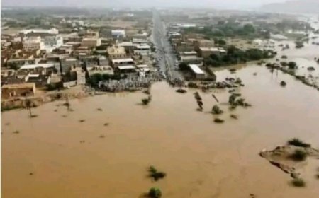 مدير الوحدة التنفيذية بالحديدة المشرعي يوجه نداء عاجل لإغاثة المتضررين من الأمطار  ...