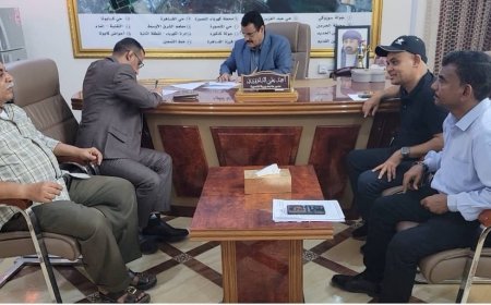 مدير عام المنصورة يبرم عقد تنفيذ مشروع "إستكمال صيانة شارع الحريش إلى تقاطع كورنيش الفنان المرشدي ( ريمي )...