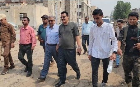 مدير عام المنصورة يدشن مشروع "إستكمال صيانة شارع الحريش إلى تقاطع كورنيش الفنان المرشدي ( ريمي )..