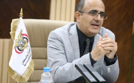 وزير الصحة يحذر من إغلاق 1000 مركز صحي في المناطق المحررة ..