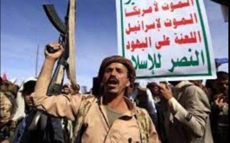 مخطط حوثي لإحالة آلاف الكوادر إلى التقاعد قبل بلوغهم السن القانونية..