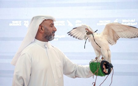 الزيارة الأولى لرئيس الجمعية اليمنية لرياضات وسباقات الصقور إلى أكبر دورة لمعرض أبوظبي الدولي للصيد والفروسية
