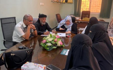 مكتب وزارة الصحة و السكان بحضرموت الساحل يعقد اجتماع بإدارة مستشفى المكلا للأمومة والطفولة لمناقشة الوضع الوبائي