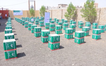 مركز سلمان يدشن توزيع مساعدات غذائية ل5 آلاف أسرة متضررة من الأمطار في مارب..