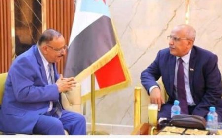 الكثيري يثمن جهود وزارة النقل في تحسين مستوى أداء عملها..