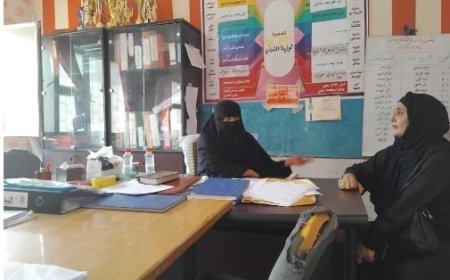 الكثيري يوجه أ(سهام الردفاني ) بالنزول لمدرسة (عبدالباري قاسم ) لتفقد العملية التعليمية فيها..