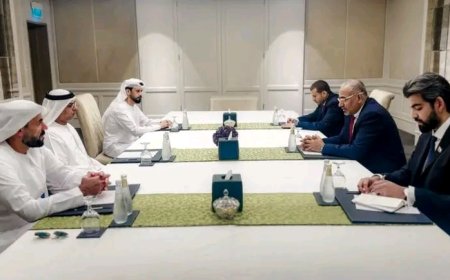 اللواء النائب الزُبيدي يستعرض مع السفير الإماراتي المشاريع الإنسانية والتنموية المنفذة في المحافظات المحررة..