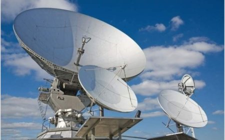 مختصون يفضحون شائعات الحوثي حول “ستارلينك”..