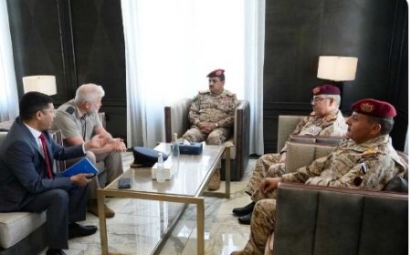 وزير الدفاع يناقش مع السفير الهندي تعزيز التعاون في التدريب والتأهيل والجوانب الطبية..