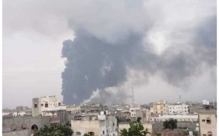 قصف اسرائيلي عنيف على محطة كهرباء وميناء رأس عيسى في الحديدة..