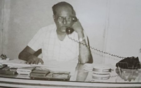 الذكرى 44 لرحيل فقيد الجنوب المؤسس الرمز "احمد سعيد باخُبيره"