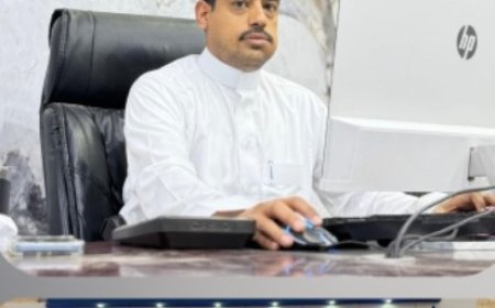 رئيس جمعية الصرافين بمحافظة شبوة يطالب بحل إشكاليات تحويل الأموال إلى الشمال...