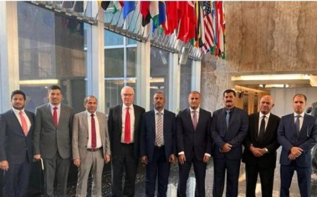 بن عزيز يشارك في مباحثات بشأن اليمن في واشنطن..