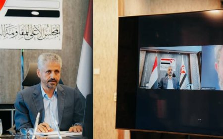 خلال لقائه بالمخلافي ...رئيس بعثة الاتحاد الأوروبي في اليمن يدين الانتهاكات والاعتقالات الحوثية التعسفية..