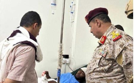 العميد الزهوة يزور جرحى العمل الارهابي والذي تعرض احدى اطقم محور محافظة أبين ..