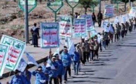 الميليشيات الحوثية تُخضع منتسبي الكشافة المدرسية لدورات طائفية إجبارية ...