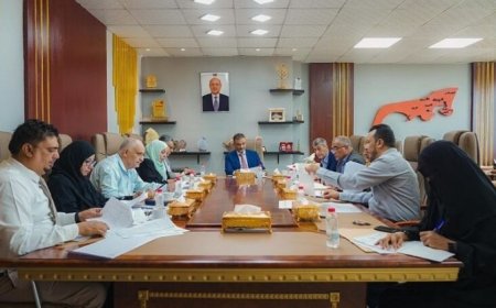 محافظ العاصمة عدن وزير الدولة يناقش إعداد خطة التنمية الاقتصادية والاجتماعية ..