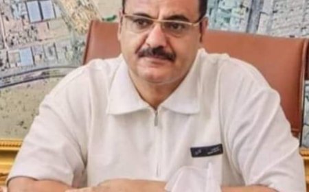 مدير المنصورة يعزي نائب المدير العام التنفيذي لشؤون النظافة بصندوق النظافة والتحسين عدن "فهيم عباد" بوفاة "والدته..