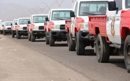 بتوجيهات المحرمي.. حملة واسعة لضبط الأطقم العسكرية خارج الخدمة بالعاصمة عدن..