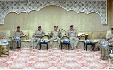 بن عزيز يشدد على أهمية تعزيز الجاهزية والانضباط والاستعداد..