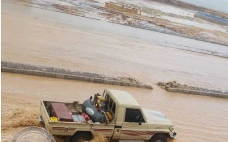 المكلا تحت التأثيرات المباشرة للمنخفض الجوي المتشكل في بحر العرب..