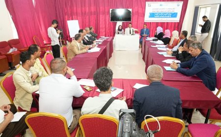 تعز.. فرع نقابة الصحفيين اليمنيين ينظم ورشة عمل حول تعزيز السلامةالمهنية للصحفيين في المؤسسات  الإعلامية...