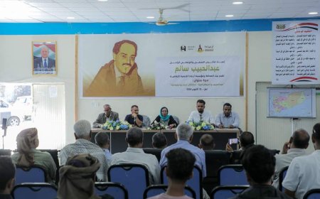 إحياء ذكرى عبدالحبيب سالم في تعز وإطلاق جائزة للصحافة باسمه..