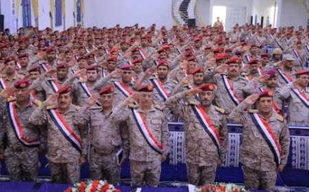 بن عزيز يشدد على رفع الاستعداد القتالي واليقظة العالية ..