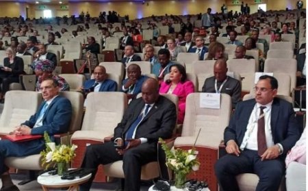 السفير الارياني ممثلا لليمن في اجتماع المؤتمر الدولي عالم بلا جوع في اثيوبيا .. 