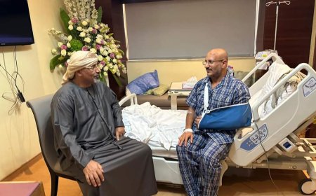 يطمأن على حالته الصحية..الرئيس الزُبيدي يزور العميد طارق صالح في أحد مستشفيات أبوظبي