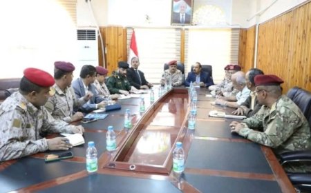 اجتماع أمني طارئ في حضرموت بقيادة المحافظ ووزير الدفاع..