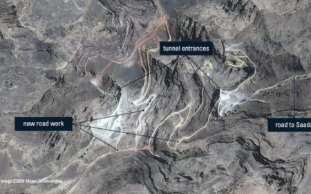 دبلوماسي يمني ينتقد الحوثيين نقدا ساخرا..