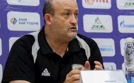 عاجل: مدرب منتخبنا الوطني يهاجم بكلمات غير اخلاقية الصحفي البارز بشير سنان في قطر (تعرف ماذا قال)