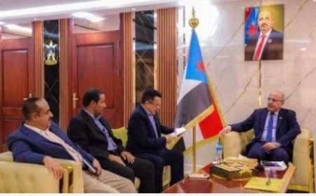 الكثيري يبحث مع رئيس الوحدة التنفيذية لإدارة مخيمات النازحين آليات التعاون والتنسيق المشترك..