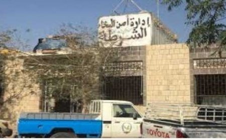إدارة أمن المخا تحتجز شيخ قبلي بارز..