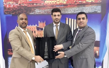 رئيس «كاك بنك» يتسلم جائزة التميّز والإنجاز المصرفي في تطوير المنتجات الرقمية والريادة في السوق اليمني لعام 2024