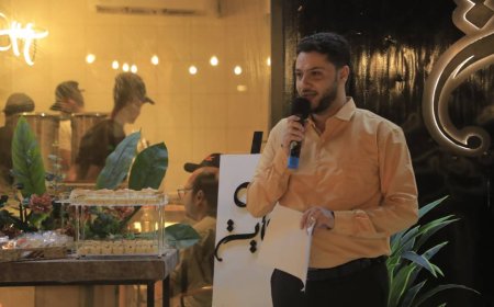 "حكاية" تفتتح أبوابها في قلب المارينا.. احتفال ساحر بأجواء شتوية لطيفة