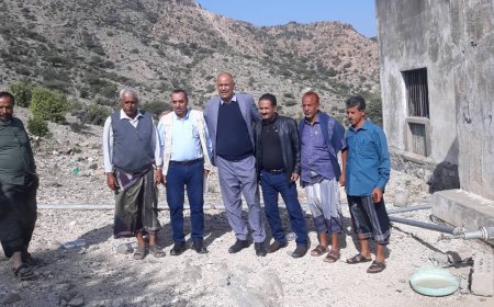 بتمويل منظمة كير العالمية..الجهة المنفذة تتسلم بدء أعمال المرحلة الثانية من مشروع مياه جرداد بني عمر في تعز