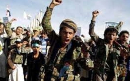 ناشط سياسي يكشف عن عقوبات أمريكية ودولية قادمة تستهدف الميليشيات الحوثية ..