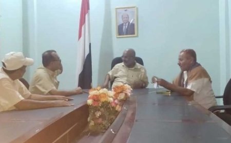 عليان وحمادي  يبحثان آلية صرف الدورة التاسعة عشرة من مشروع الحوالات النقدية في الحديدة...