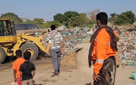 الرجاعي والعرابي يدشنا حملة نظافة شاملة في حوطة لحج