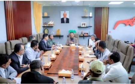 برئاسة وزير الدولة محافظ العاصمة اجتماع ناقش  اللائحة الجديدة لتنظيم عمل حماية الأراضي..