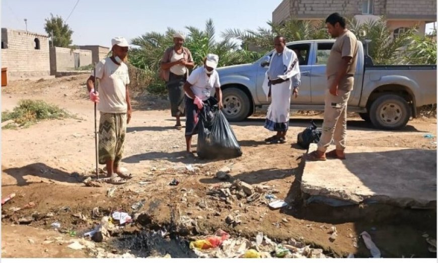 العميد بهيدر يتفقد ويتابع سير عملية نقل المخلفات في الخوخة..