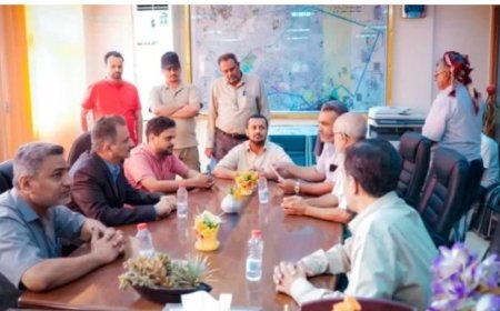 وزير الدولة محافظ العاصمة عدن يوجه بإيقاف مدير المنطقة الثانية لكهرباء عدن....