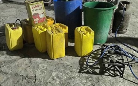 الأجهزة الأمنية في حضرموت تضبط مصنعا للخمور..