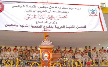 خريجو دفعة الأمل بالكلية الحربية يطالبون بصرف مستحقاتهم والتسكين المالي..